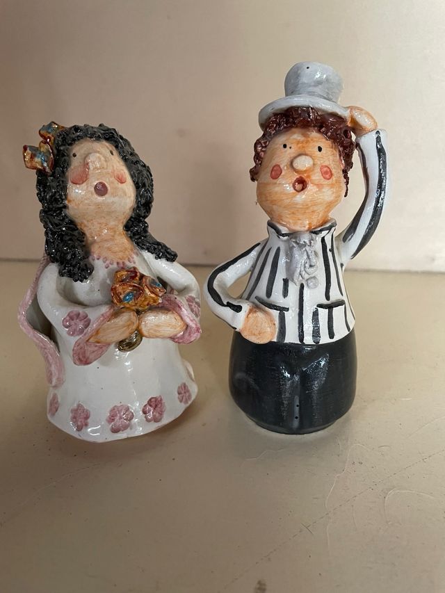 Statuine in ceramica per coppia e sposo