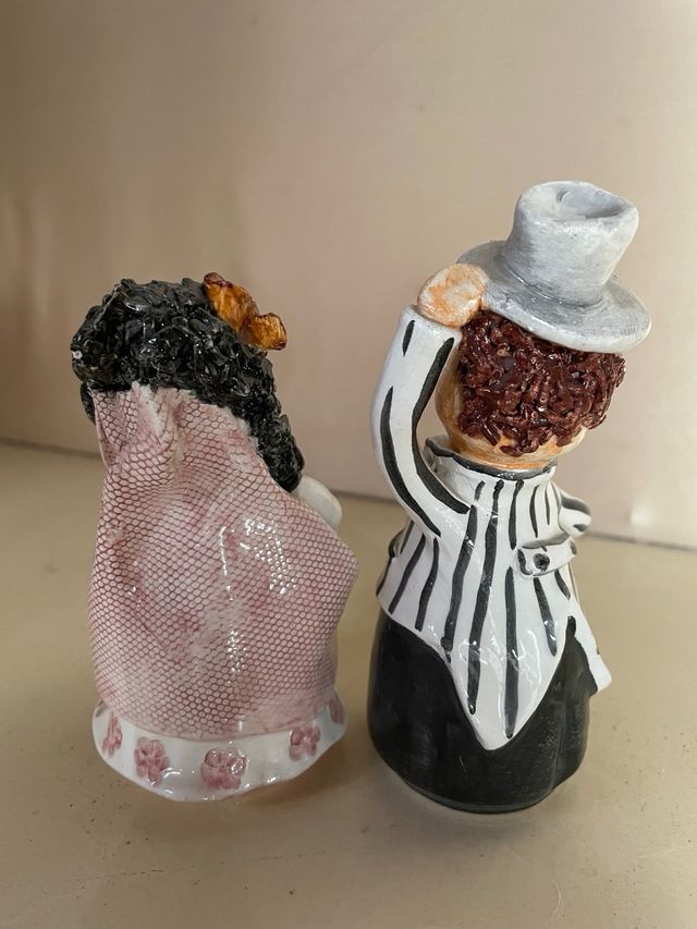 Statuine in ceramica per coppia e sposo