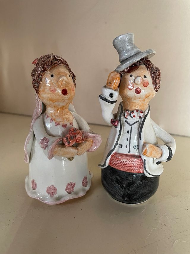 Statuine nuziali in ceramica per coppia di sposi
