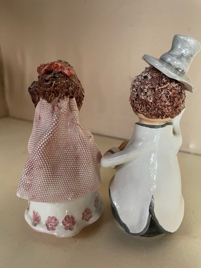 Statuine nuziali in ceramica per coppia di sposi