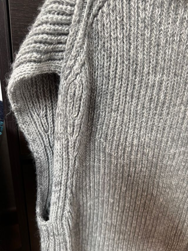 Chaleco Cortefiel punto gris Talla M