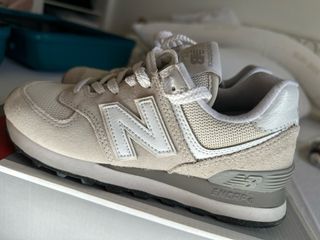 Zapatillas New Balance Beige/Blanco