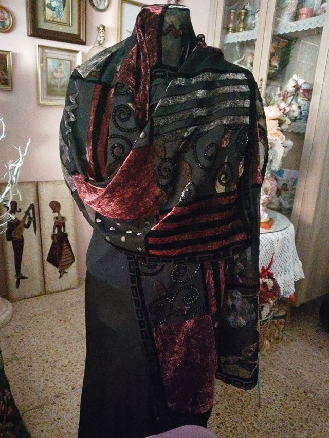 Pañuelo cuello Punto Roma negro y rojo