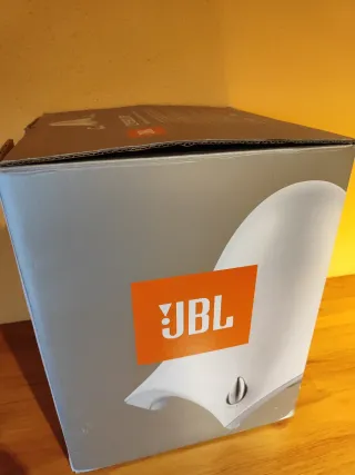 Altavoces JBL Creature Blancos