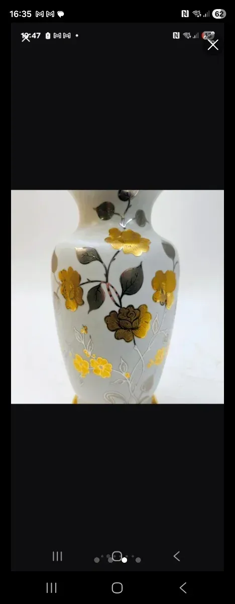 Jarrón Dormica Flores Doradas y Plateadas