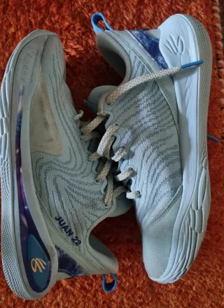 Under Armour Curry 37.5 Azul. Basket.