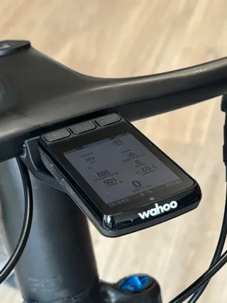 Soporte Manillar Wahoo Elemnt Roam 3 CUBE