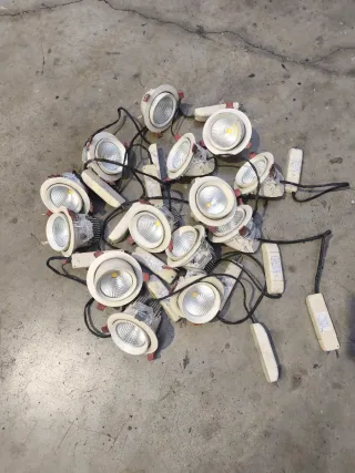 Lote Focos LED Empotrables 10 € UNIDAD