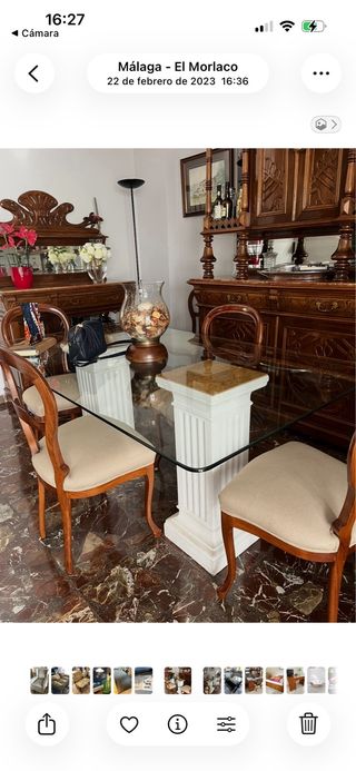 Tavolo da pranzo in vetro con colonne escayola
