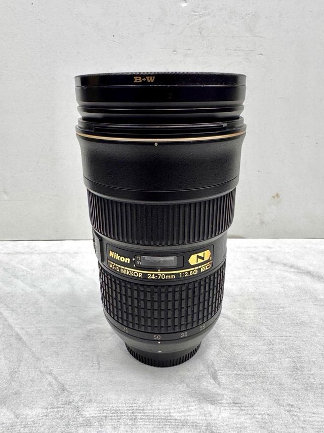 Objetivo Nikon AF-S NIKKOR 24-70mm f/2.8G ED