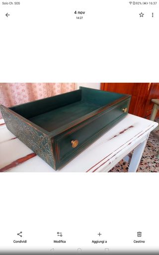 Vassoio/Cassetto portaoggetti decorato