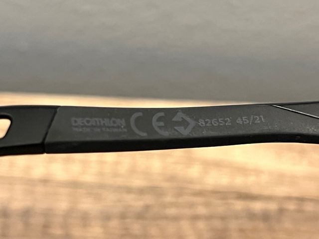 Occhiali da sole da montagna ed escursionismo