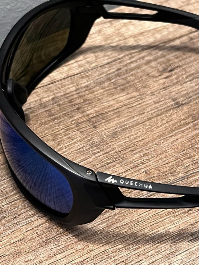 Occhiali da sole da montagna ed escursionismo