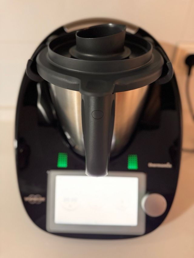 Thermomix TM6 Negra, con todos los accesorios