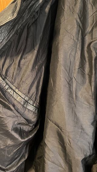 Chaqueta de cuero con flecos