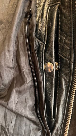 Chaqueta de cuero con flecos