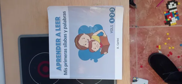 Aprender a leer. Mis primeras sílabas y palabras.