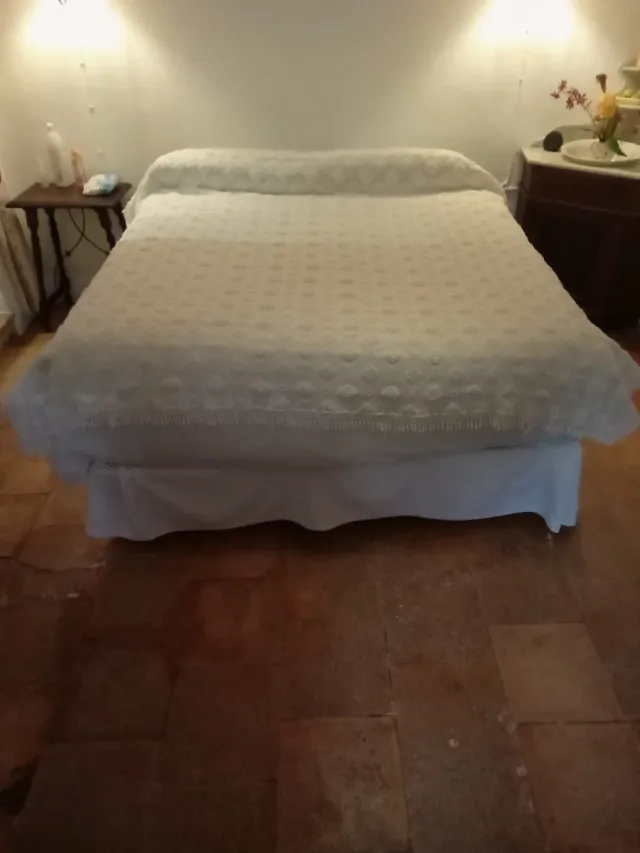 Colcha hecha a mano, chochet
Medidas 1,95 X 2,10