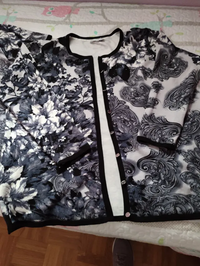PASSIONI Jersey y Chaqueta Floral XXL