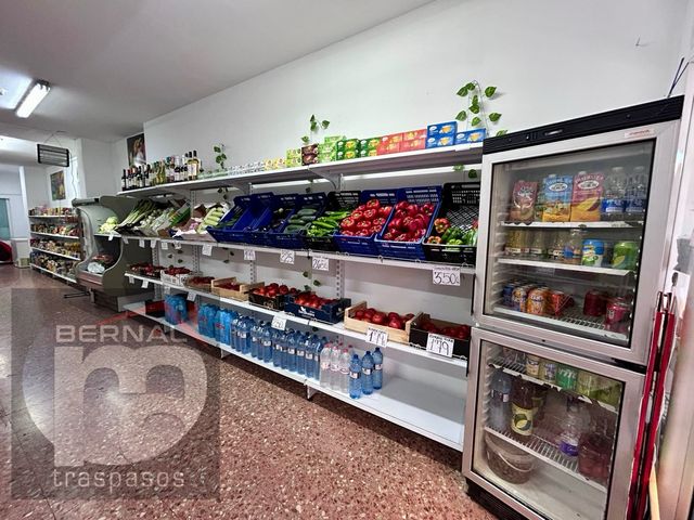 Traspaso Frutería Súpermercado
