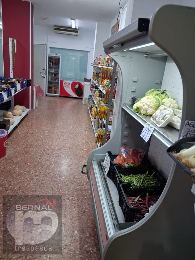 Traspaso Frutería Súpermercado