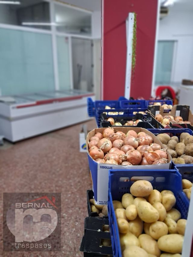 Traspaso Frutería Súpermercado