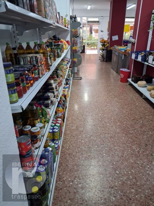 Traspaso Frutería Súpermercado