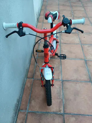 Bicicleta infantil Montana Roar roja
