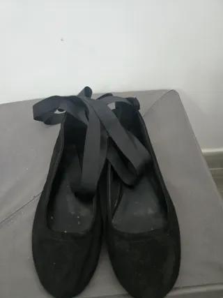 Bailarinas negras con cintas talla 36