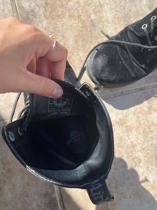 Botas Dr. Martens Negras Terciopelo