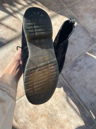 Botas Dr. Martens Negras Terciopelo