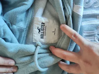 Sudadera Hollister Azul y Blanca