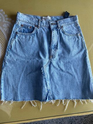 Lote de faldas y pantalones cortos