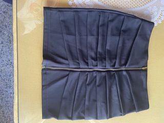 Lote de faldas y pantalones cortos