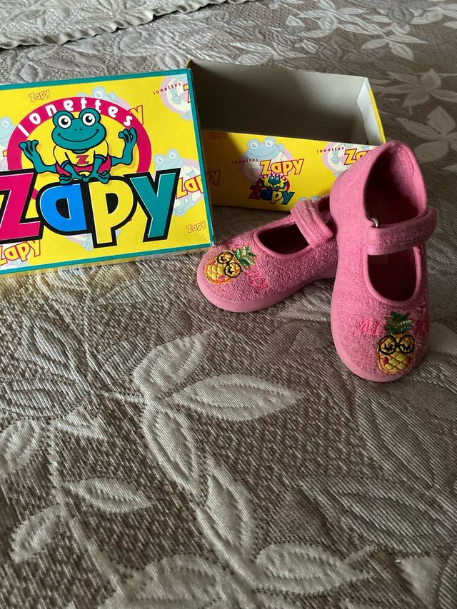 Zapatillas ZAPY niña talla 23