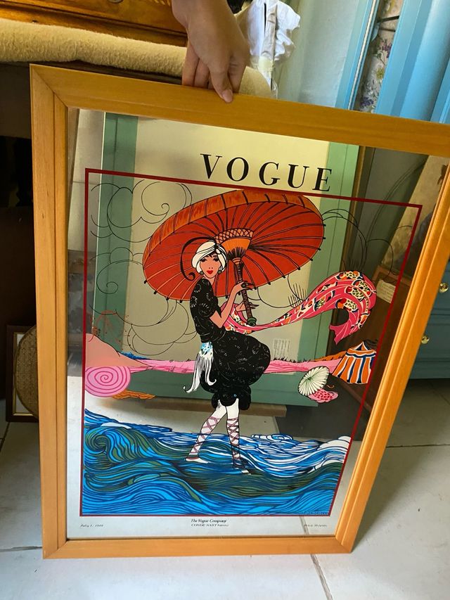 Specchio Vogue con cornice in legno