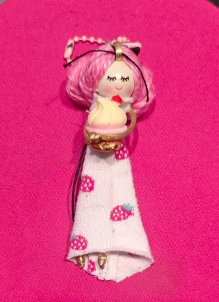 Bambolina artigianale - le nutz "cupcake"