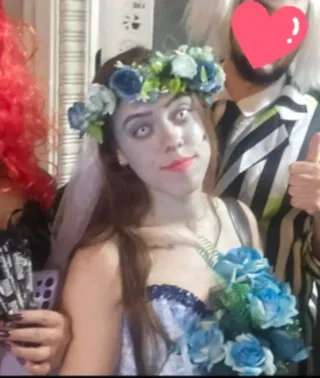 Disfraz Novia Cadáver Hecho a Mano.