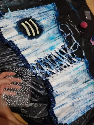 Disfraz Novia Cadáver Hecho a Mano.