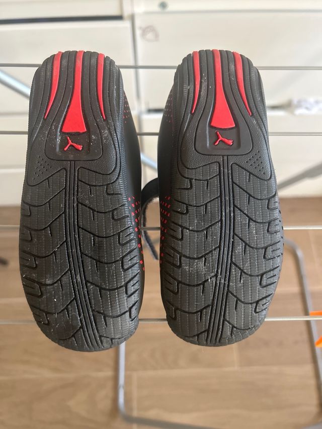 Deportivas niño Puma Ferrari negras