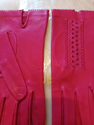 Guantes piel, fucsia, color fresa.