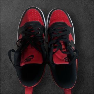 Nike Scarpe Rosse e Nere Taglia 36.5 nuove