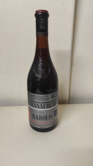 Bottiglia Barolo Fontanafredda, 1965