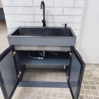 Lavabo PVC con grifo y mueble
