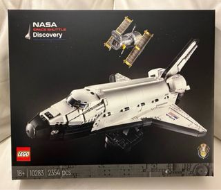 LEGO 10283 NASA Space Shuttle Discovery