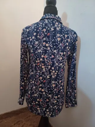 Camisa de flores mujer  Talla 34