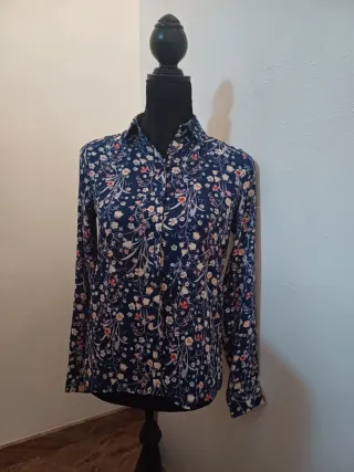 Camisa de flores mujer  Talla 34