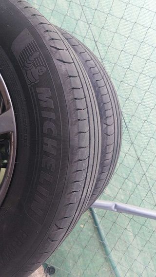 Neumático Michelin 215/65 R17 101V (2022)