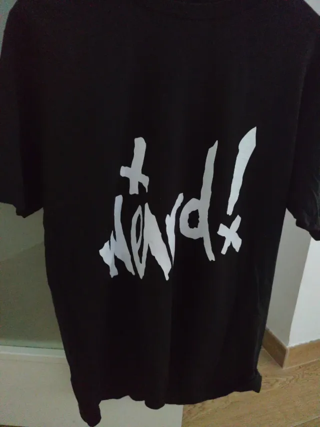 Camiseta Yungblud Weird!