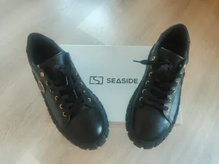 Zapatillas Seaside negras doradas suela gruesa 38